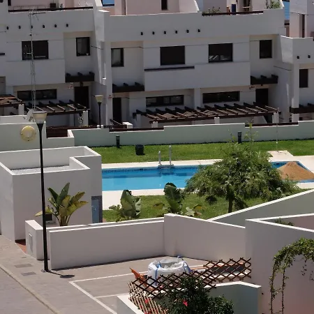 Casa Louisa, Torre Del Mar- Valleniza Bed & Breakfast *