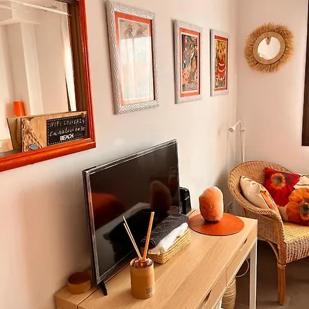 Casa Louisa, Torre Del Mar- Valleniza Bed & Breakfast