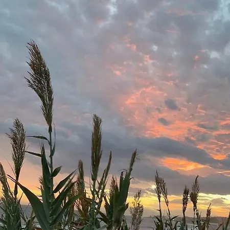 Casa Louisa, Torre Del Mar- Valleniza Bed & Breakfast